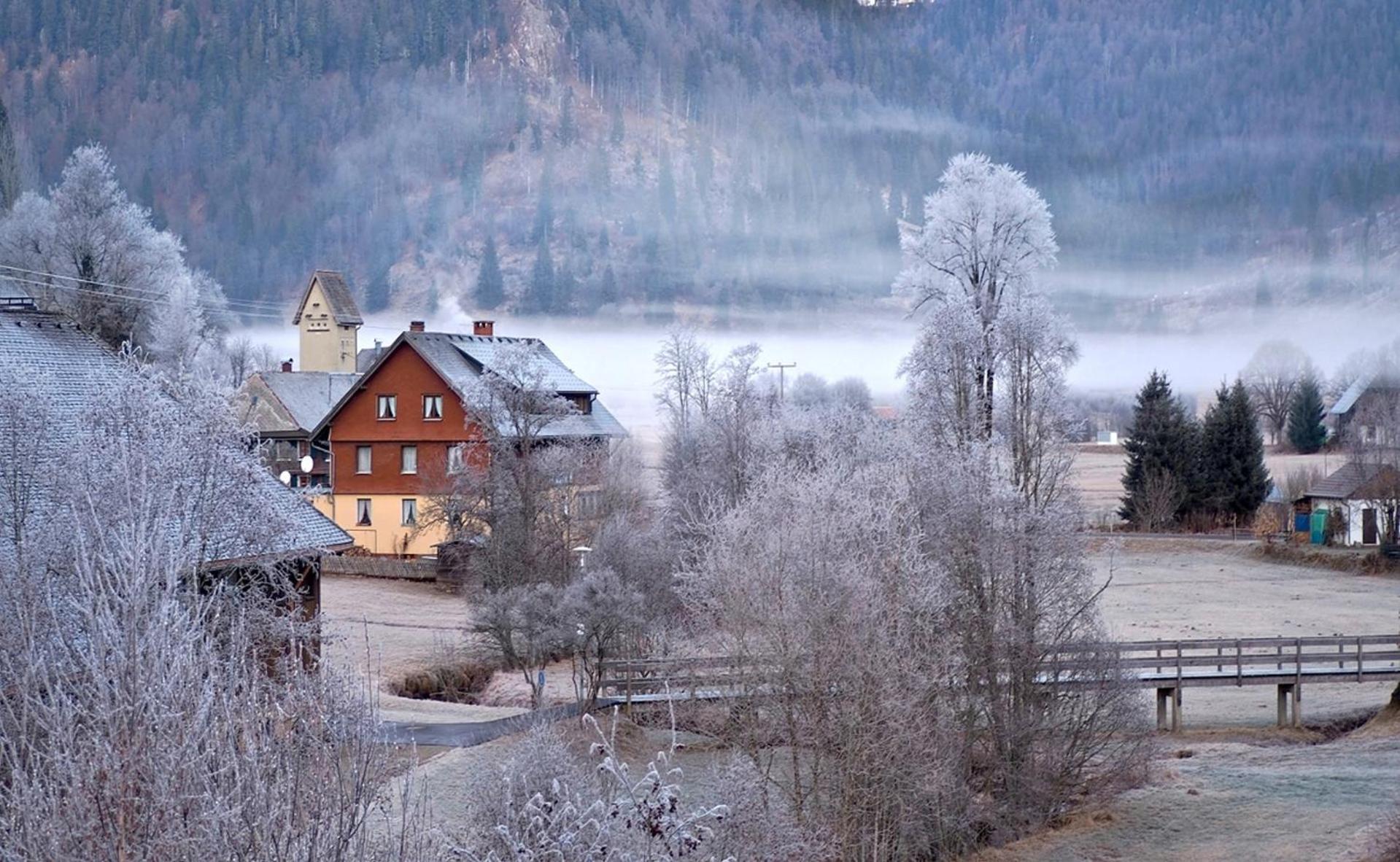Apartment Naturidyll Am Fluss - Albmatte - Grosser Garten Zum Grillen Und Entspannen-direkt Neben Dem Radon Revitalbad Mit Sauna Und Thermalbecken St. Blasien